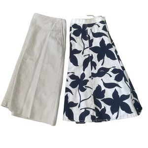 Pair of women’s Banana Republic a line blue white and gray skirts size 6